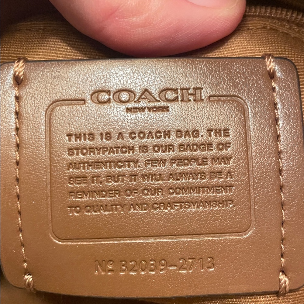 Brand new Coach tote - Picture 4 of 6